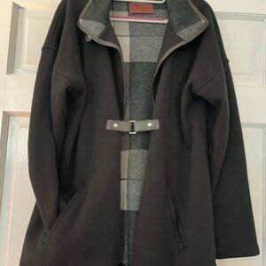 525 America black plaid sweater cardigan